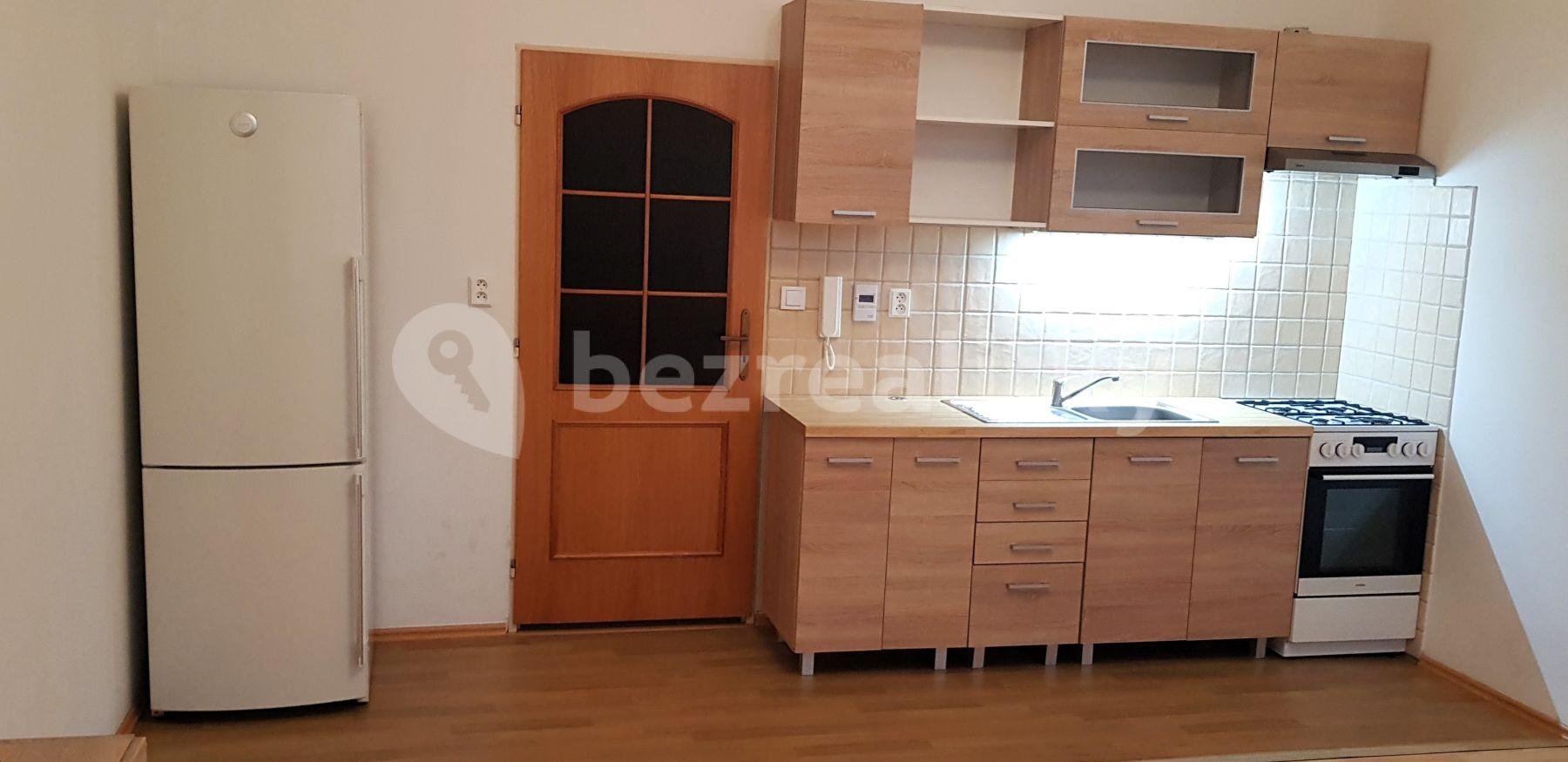 Studio flat to rent, 32 m², Hálkova, Plzeň, Plzeňský Region