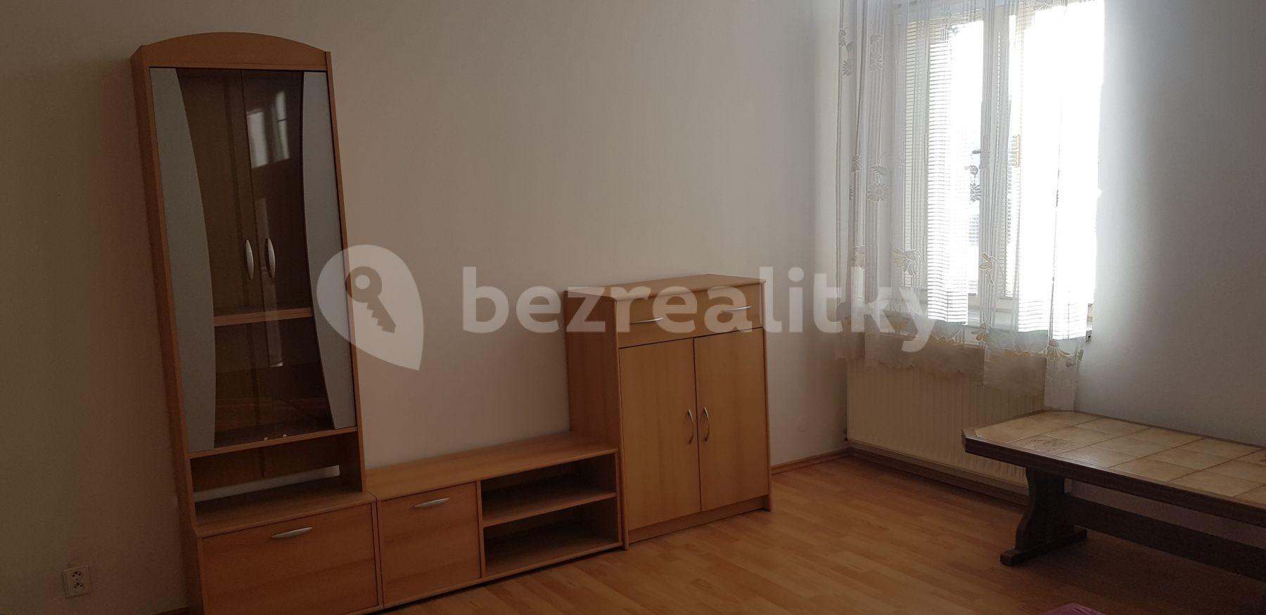 Studio flat to rent, 32 m², Hálkova, Plzeň, Plzeňský Region