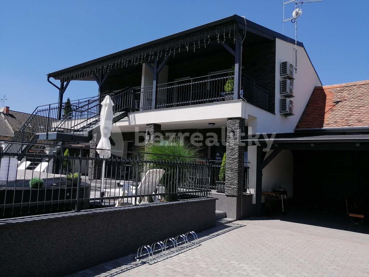 recreational property to rent, 0 m², Hrušovany nad Jevišovkou, Jihomoravský Region