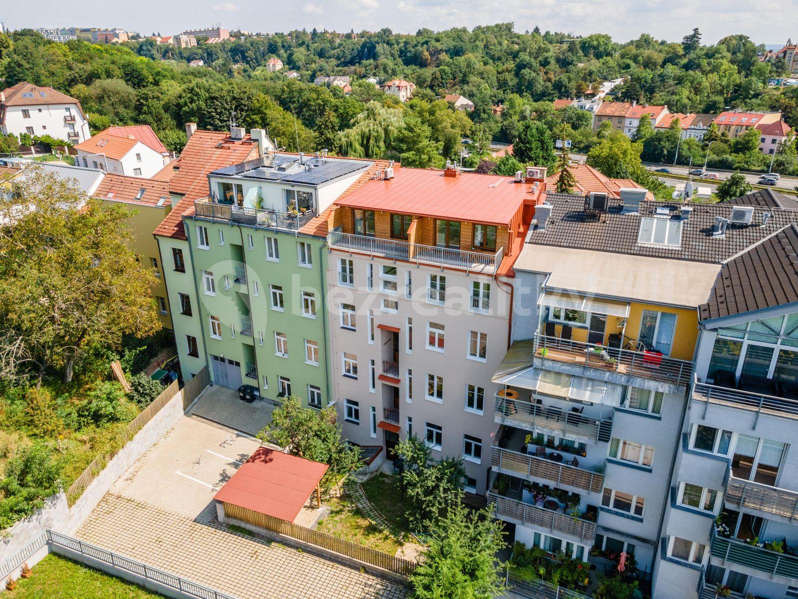 1 bedroom with open-plan kitchen flat to rent, 36 m², Davídkova, Prague, Prague