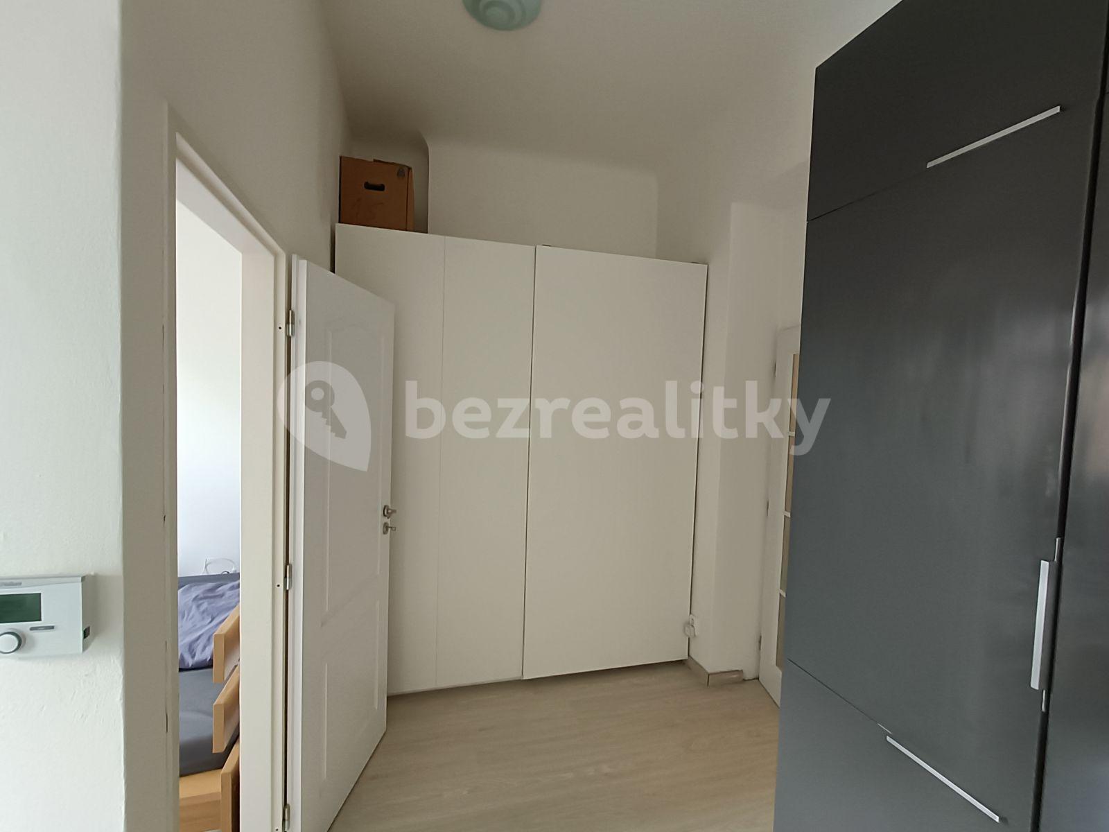 1 bedroom with open-plan kitchen flat to rent, 40 m², Ondříčkova, Prague, Prague