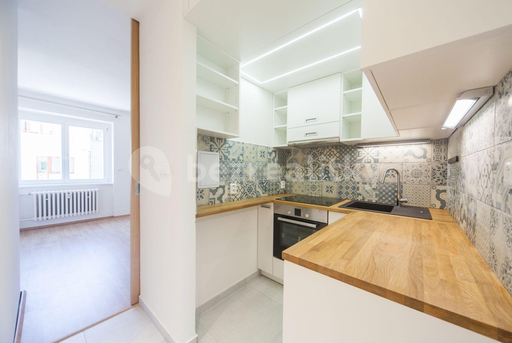 2 bedroom flat to rent, 45 m², Šestidomí, Prague, Prague