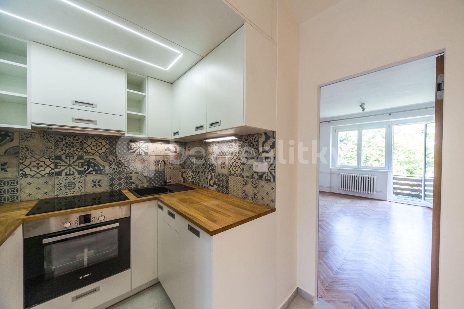 2 bedroom flat to rent, 45 m², Šestidomí, Prague, Prague