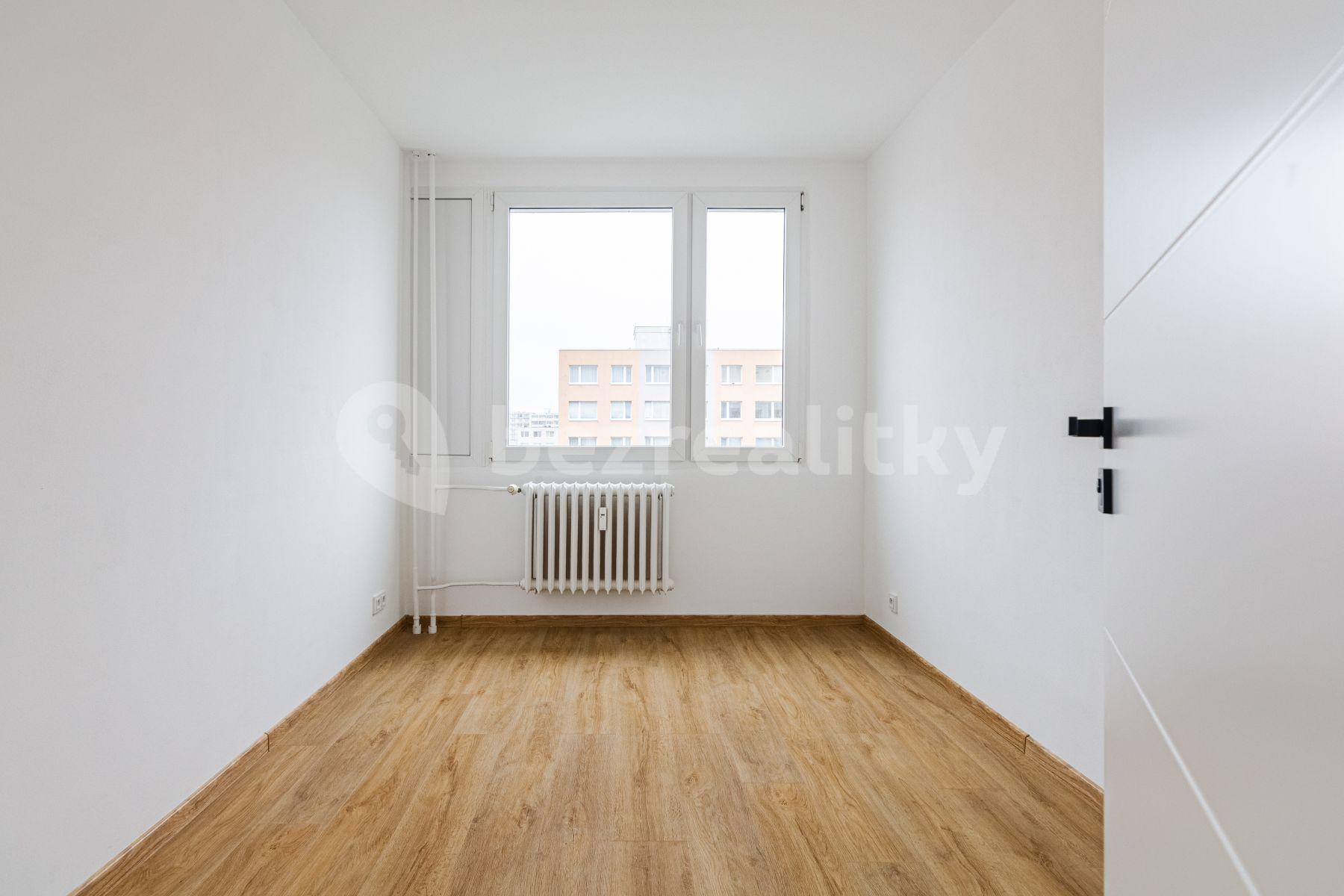 1 bedroom with open-plan kitchen flat to rent, 42 m², Francouzská, Kladno, Středočeský Region