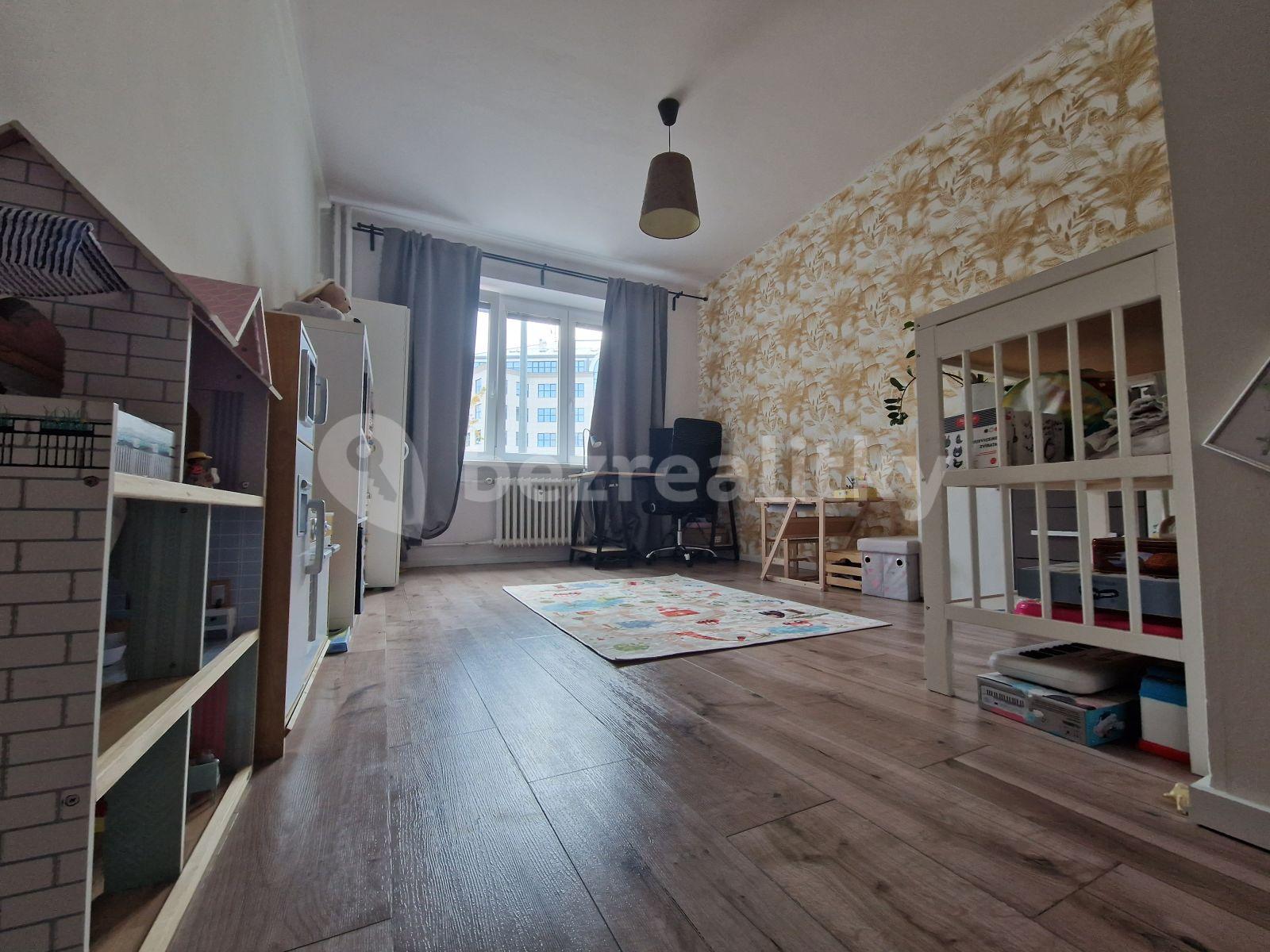 3 bedroom flat to rent, 73 m², Chlumčanského, Prague, Prague