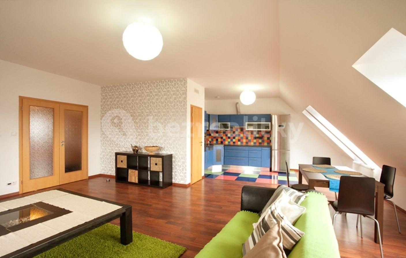 2 bedroom with open-plan kitchen flat for sale, 125 m², Na Fialce Ⅱ, Prague, Prague