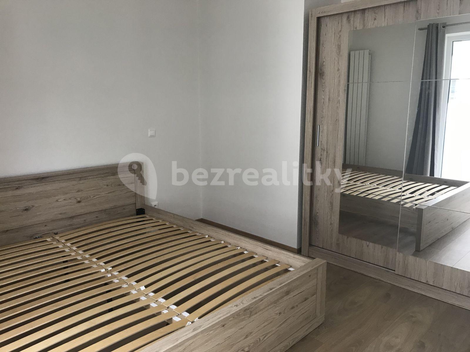 1 bedroom with open-plan kitchen flat to rent, 65 m², Nová, České Budějovice, Jihočeský Region