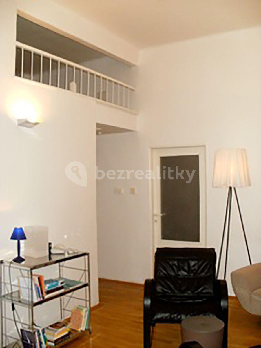 2 bedroom with open-plan kitchen flat to rent, 73 m², Roháčova, Prague, Prague