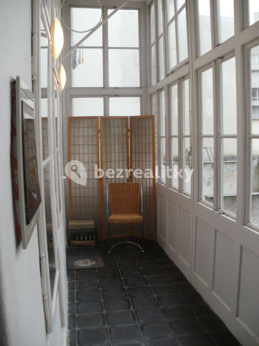 2 bedroom with open-plan kitchen flat to rent, 73 m², Roháčova, Prague, Prague