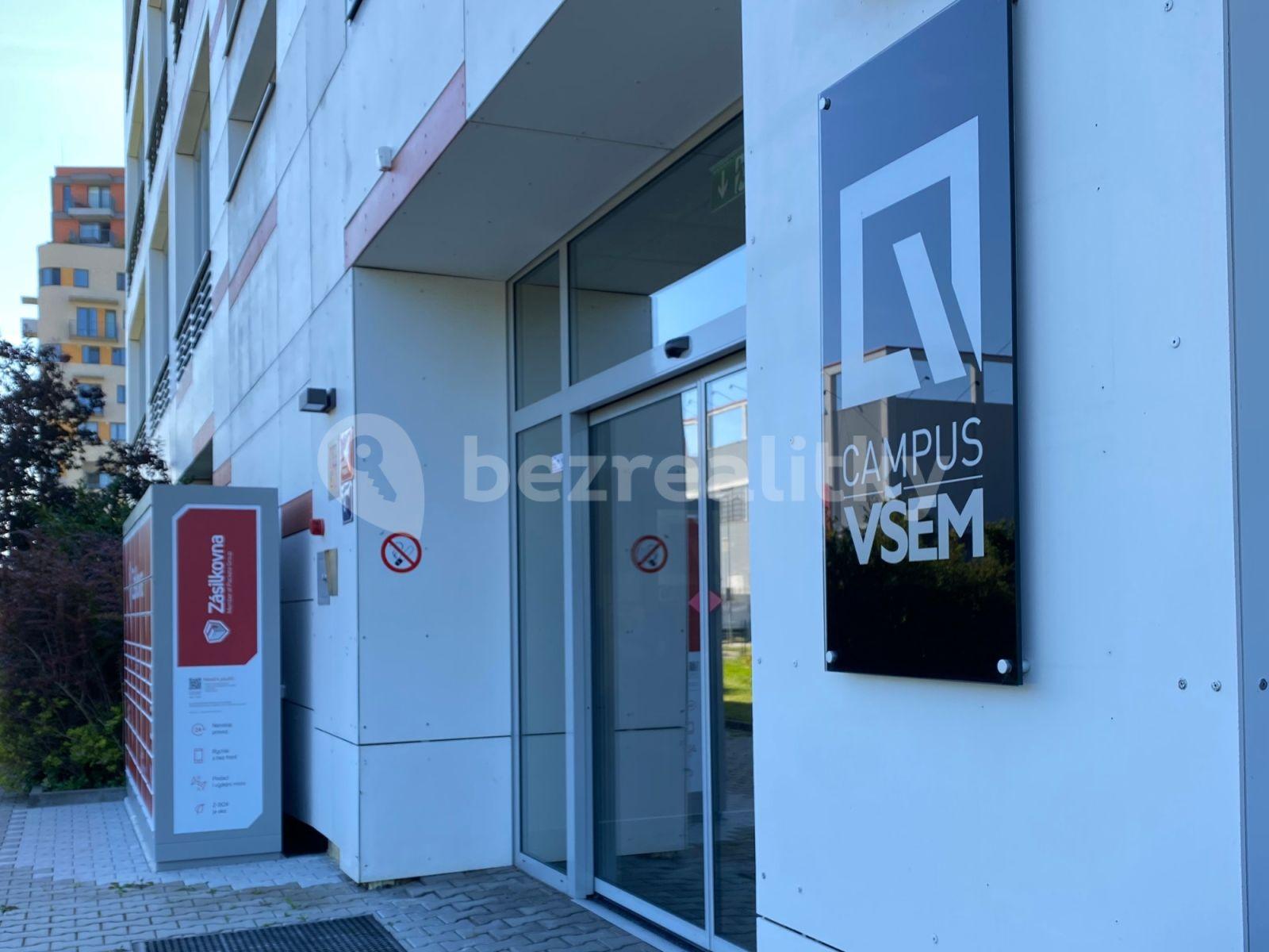 Studio flat to rent, 34 m², Nárožní, Prague, Prague