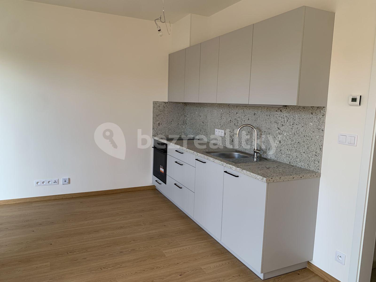 Studio flat to rent, 30 m², Klapálkova, Prague, Prague