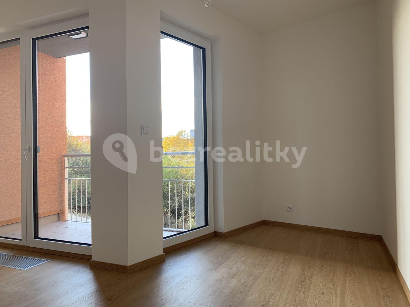 Studio flat to rent, 30 m², Klapálkova, Prague, Prague