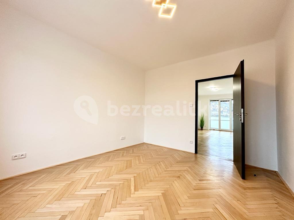 2 bedroom flat to rent, 56 m², Václava Řezáče, Klášterec nad Ohří, Ústecký Region