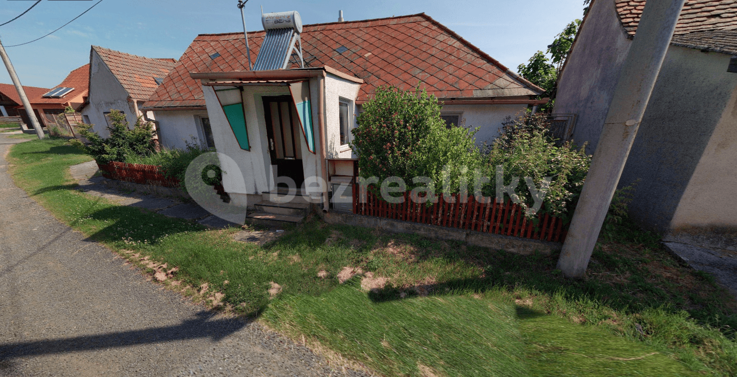 house for sale, 137 m², Tavíkovice, Jihomoravský Region