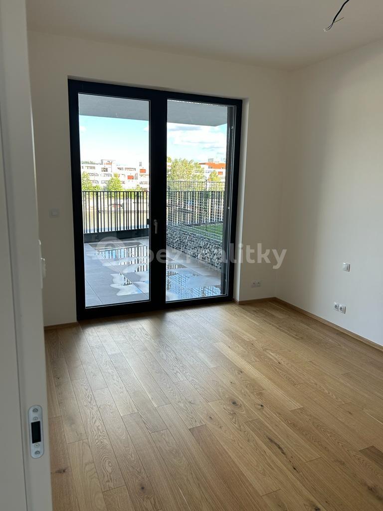 1 bedroom with open-plan kitchen flat to rent, 91 m², Jankovcova, Prague, Prague