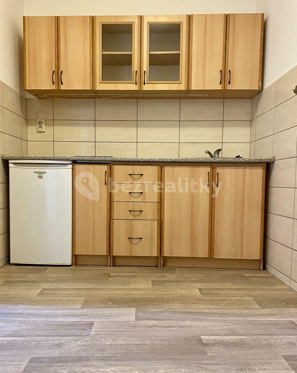 Studio flat to rent, 29 m², Košinova, Brno, Jihomoravský Region