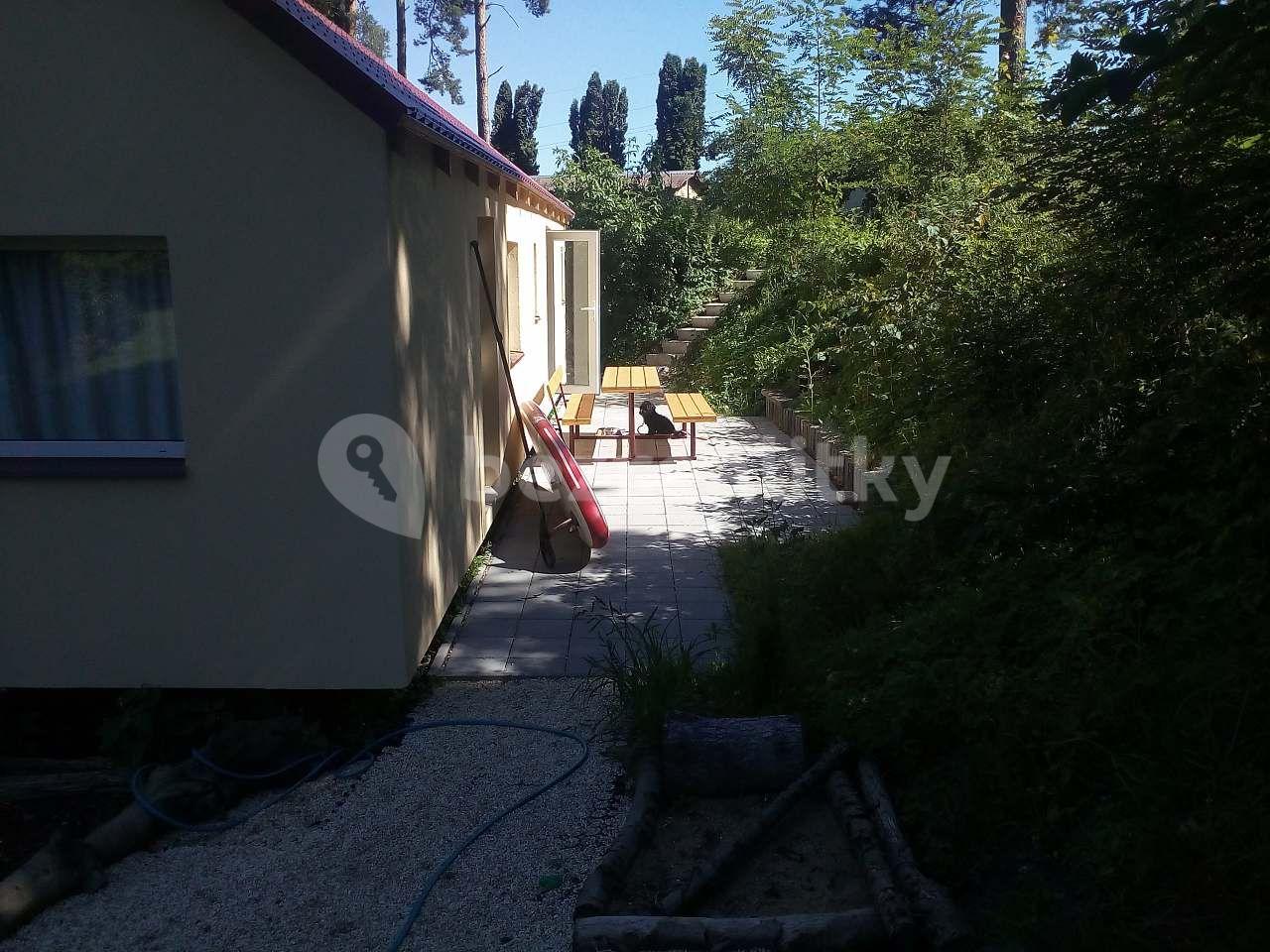 recreational property to rent, 0 m², Suchdol nad Lužnicí, Jihočeský Region