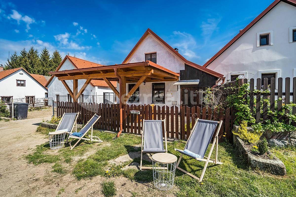 recreational property to rent, 0 m², Strmilov, Jihočeský Region