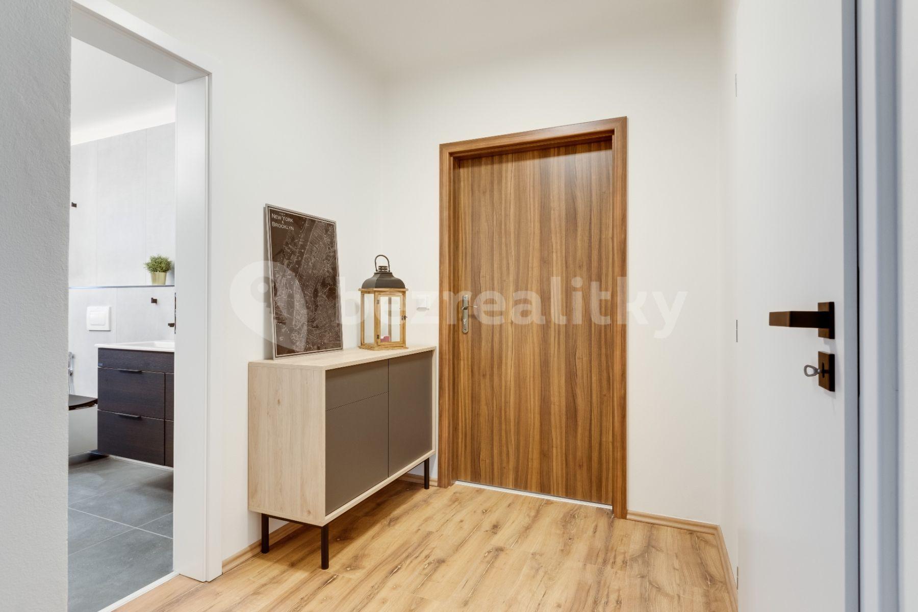 2 bedroom with open-plan kitchen flat to rent, 78 m², Jažlovická, Říčany, Středočeský Region