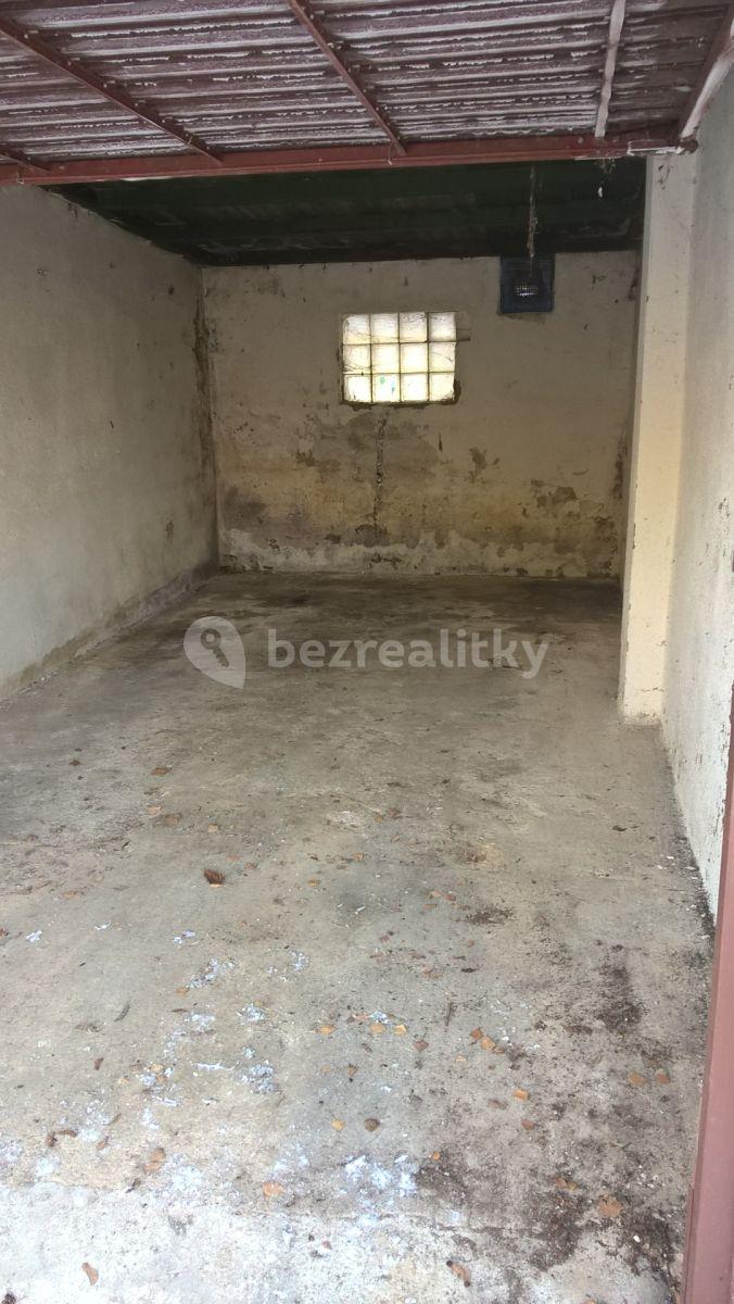 garage to rent, 23 m², V Domcích, Prague, Prague