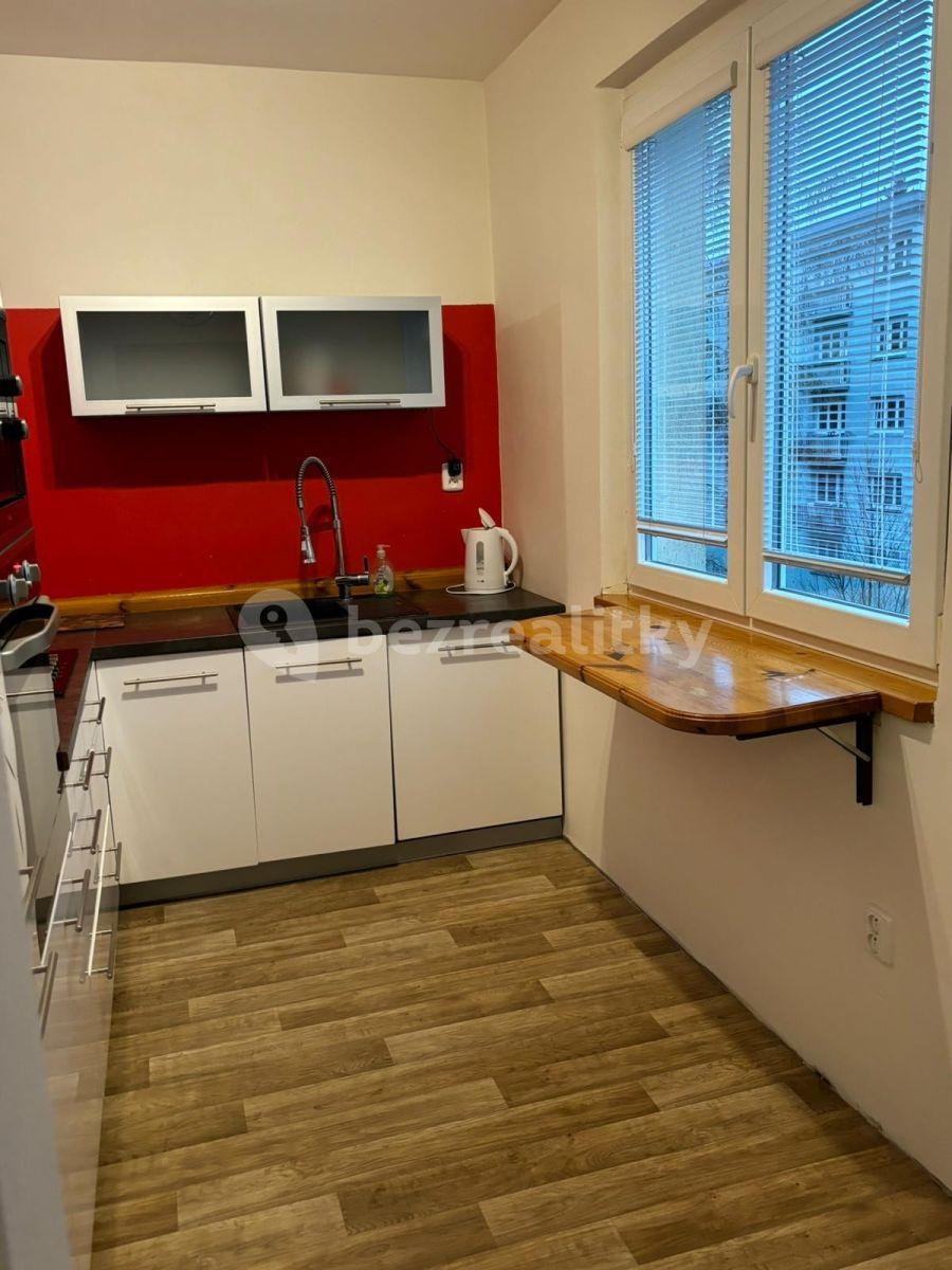 3 bedroom flat to rent, 68 m², Nádražní, Šternberk, Olomoucký Region