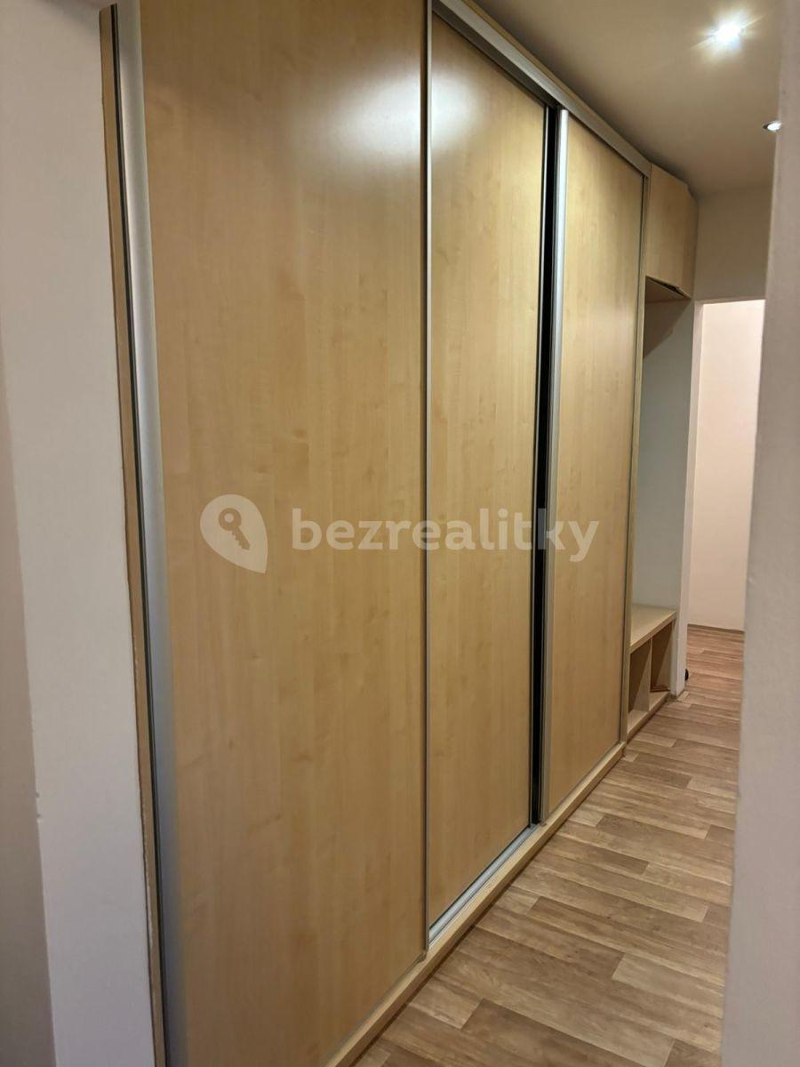 3 bedroom flat to rent, 68 m², Nádražní, Šternberk, Olomoucký Region