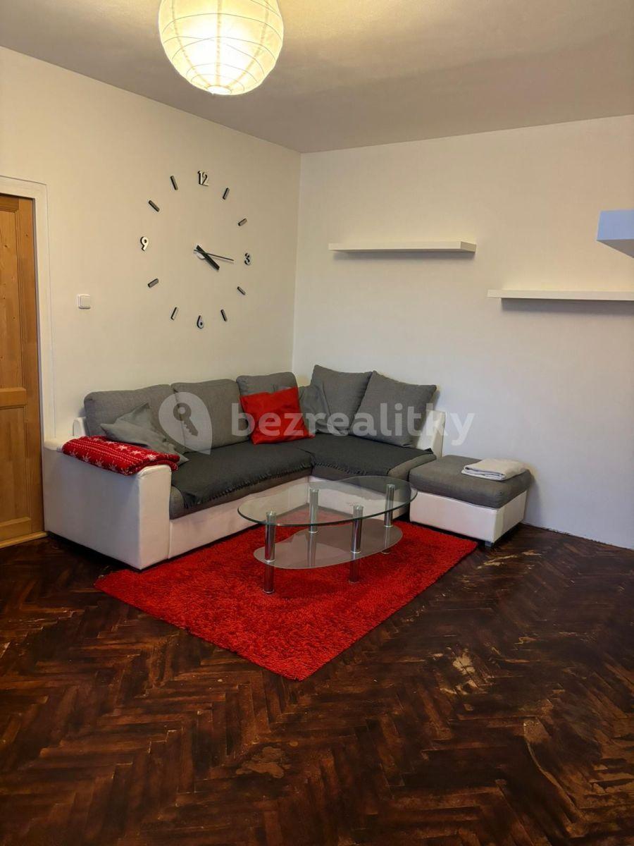 3 bedroom flat to rent, 68 m², Nádražní, Šternberk, Olomoucký Region