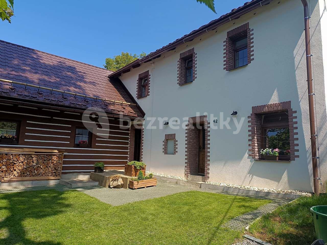 recreational property to rent, 0 m², Cotkytle, Pardubický Region