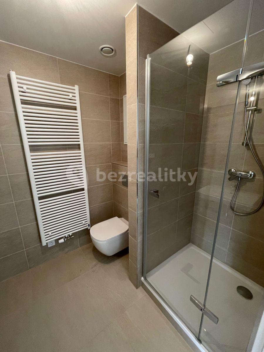 Studio flat to rent, 36 m², Smilova, Pardubice, Pardubický Region