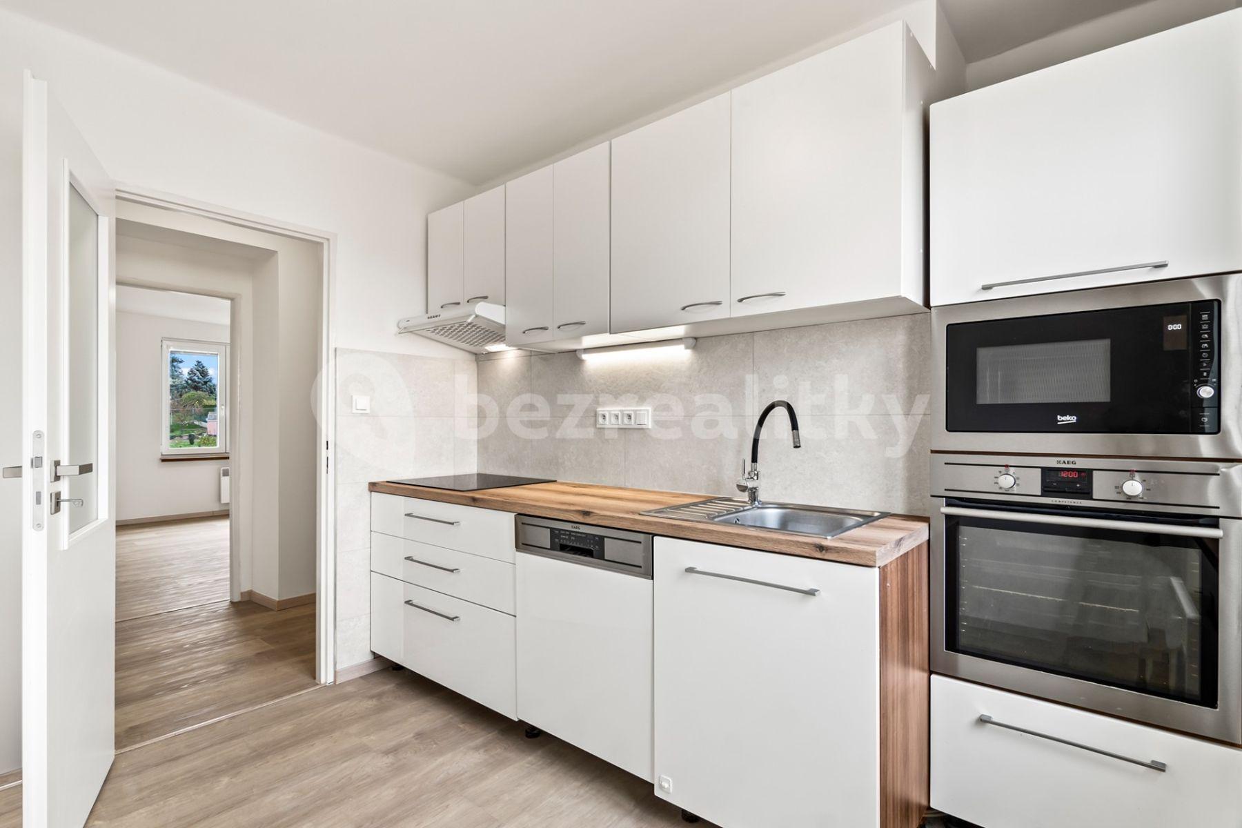 1 bedroom with open-plan kitchen flat for sale, 50 m², Na Hradčanech, Roudnice nad Labem, Ústecký Region