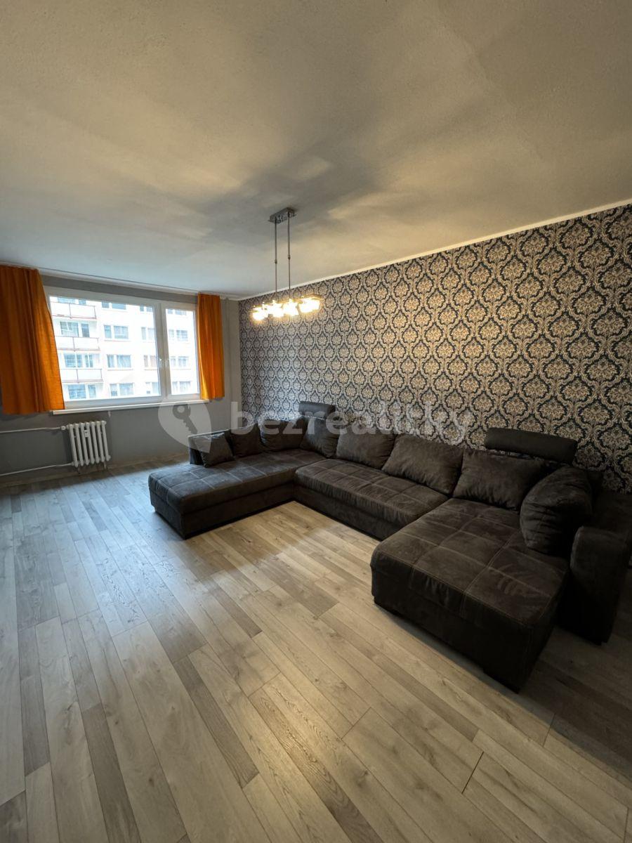 2 bedroom flat to rent, 63 m², Karla Čapka, Krupka, Ústecký Region