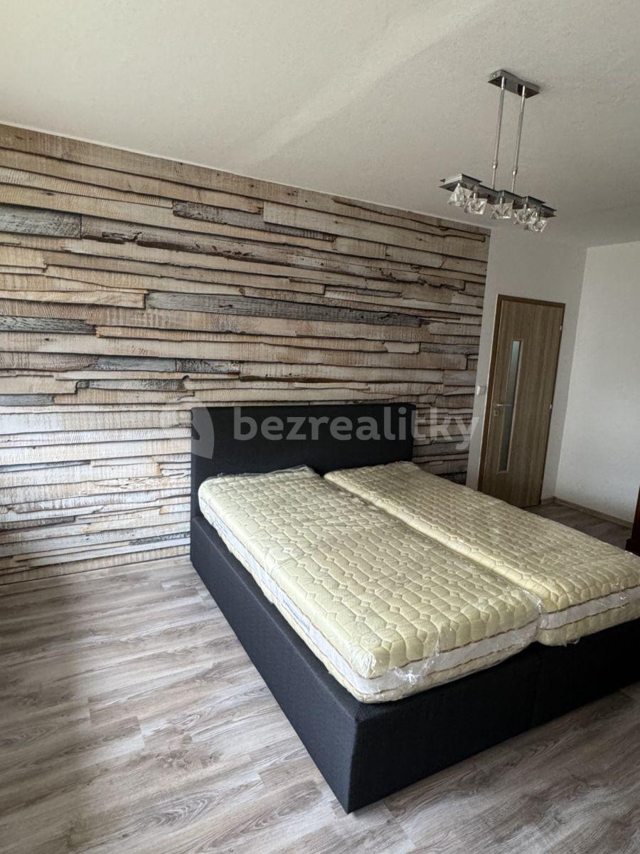 2 bedroom flat to rent, 63 m², Karla Čapka, Krupka, Ústecký Region