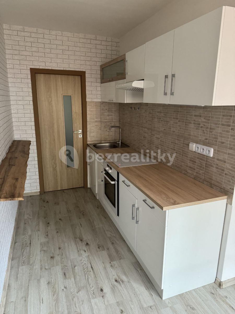 2 bedroom flat to rent, 63 m², Karla Čapka, Krupka, Ústecký Region