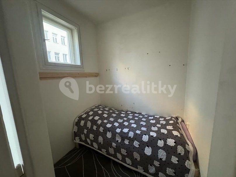 3 bedroom with open-plan kitchen flat to rent, 4 m², Klimentská, Prague, Prague