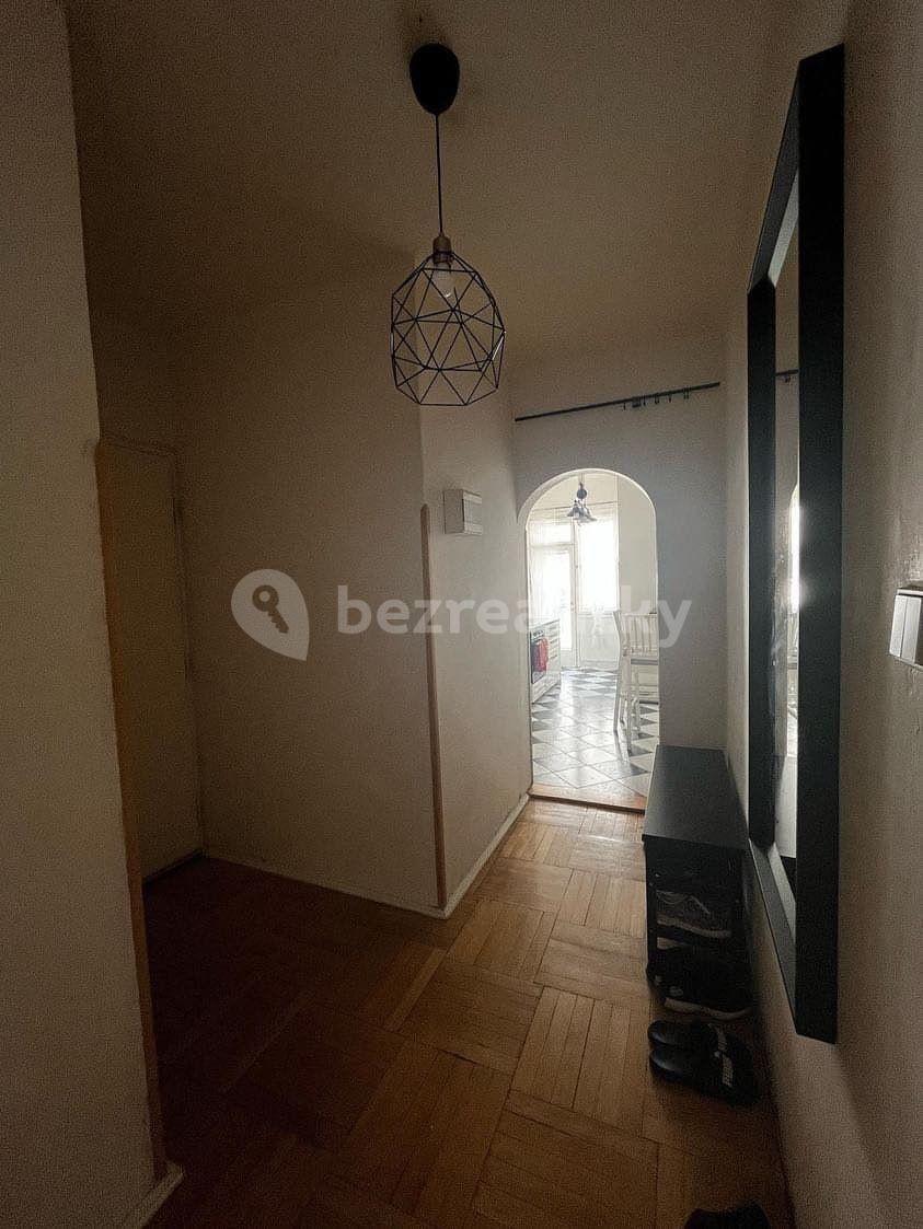 3 bedroom with open-plan kitchen flat to rent, 4 m², Klimentská, Prague, Prague