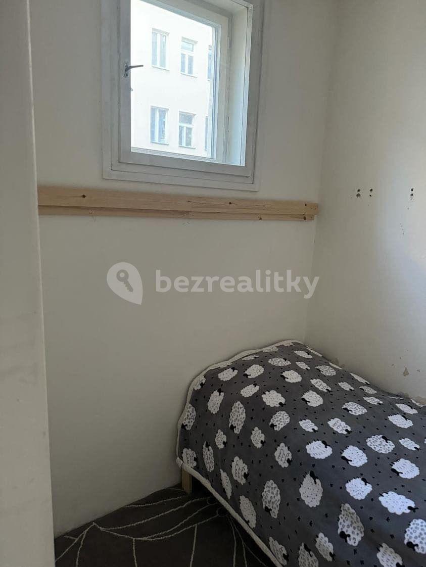 3 bedroom with open-plan kitchen flat to rent, 4 m², Klimentská, Prague, Prague