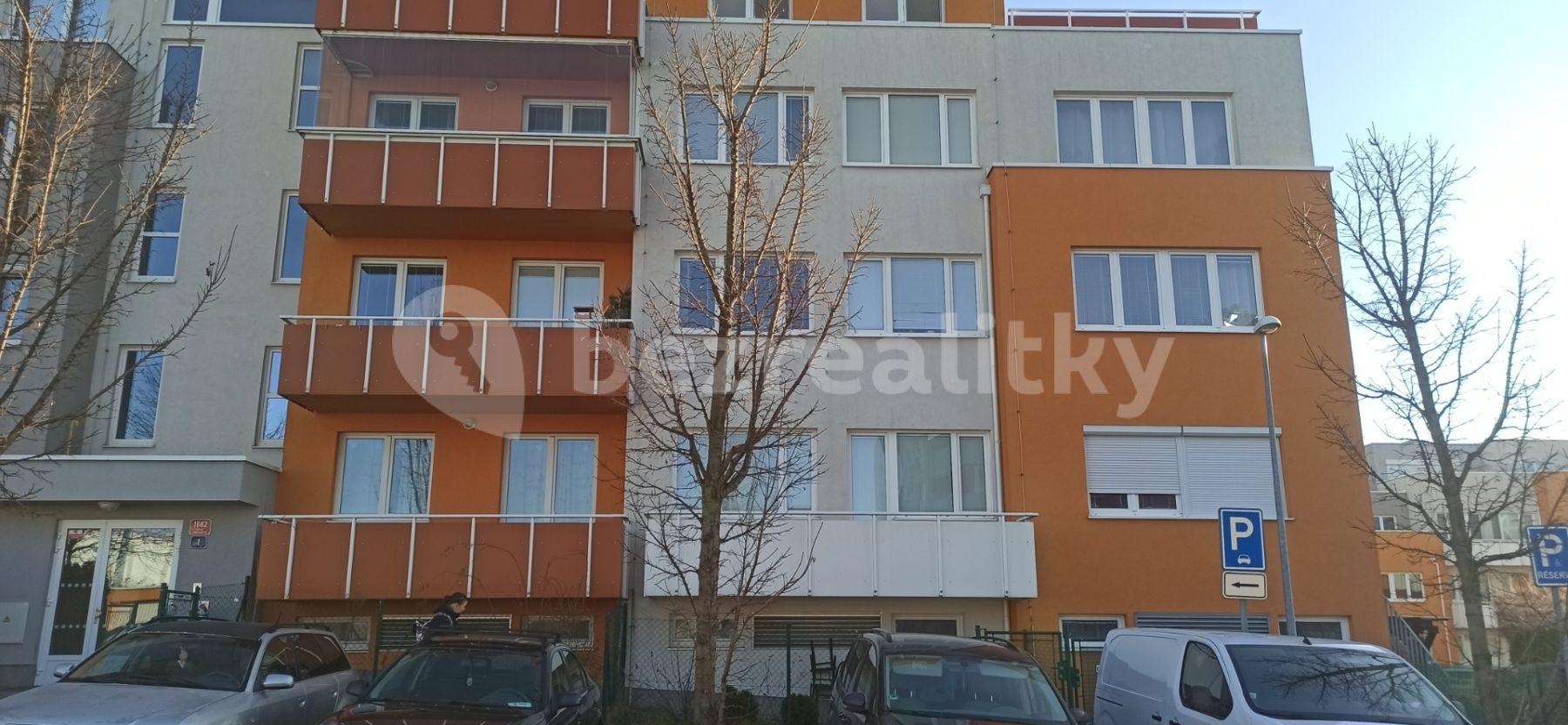 Studio flat to rent, 31 m², Farkašova, Prague, Prague