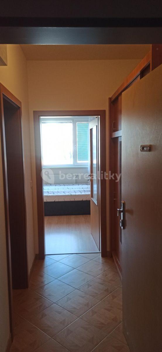 Studio flat to rent, 31 m², Farkašova, Prague, Prague