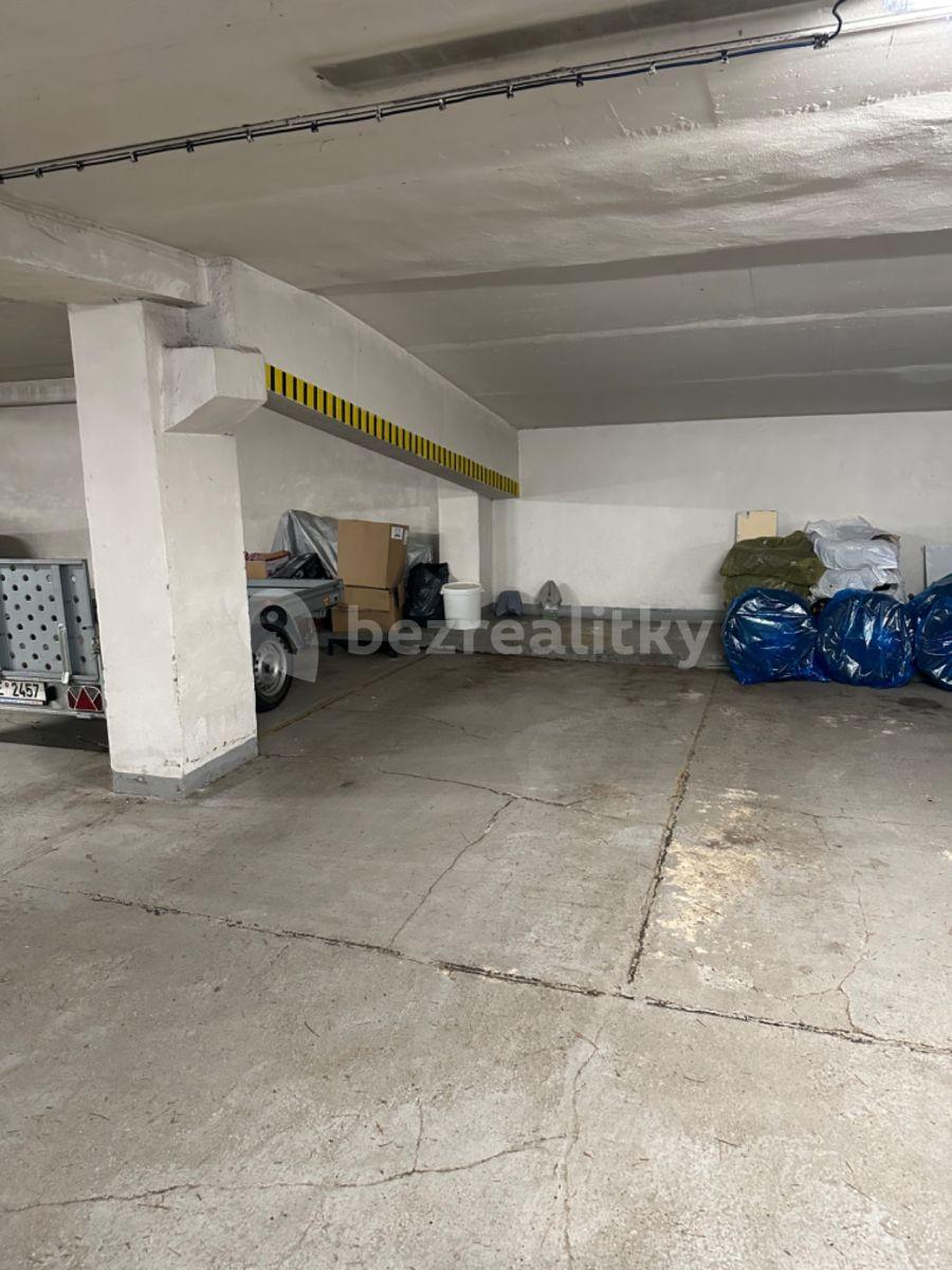 garage to rent, 15 m², K Trninám, Prague, Prague