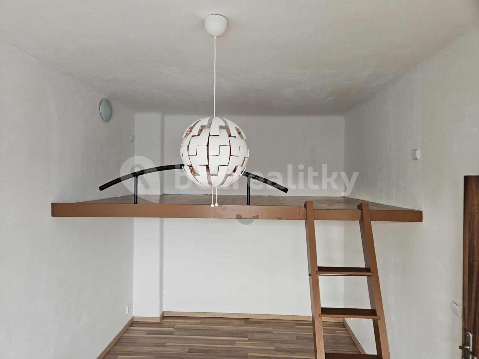 Studio flat to rent, 32 m², Sokolovská, Prague, Prague