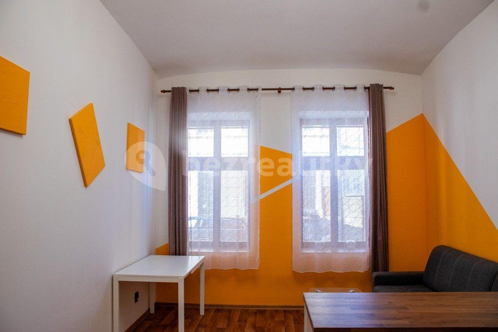 3 bedroom with open-plan kitchen flat to rent, 100 m², Revoluční, Teplice, Ústecký Region