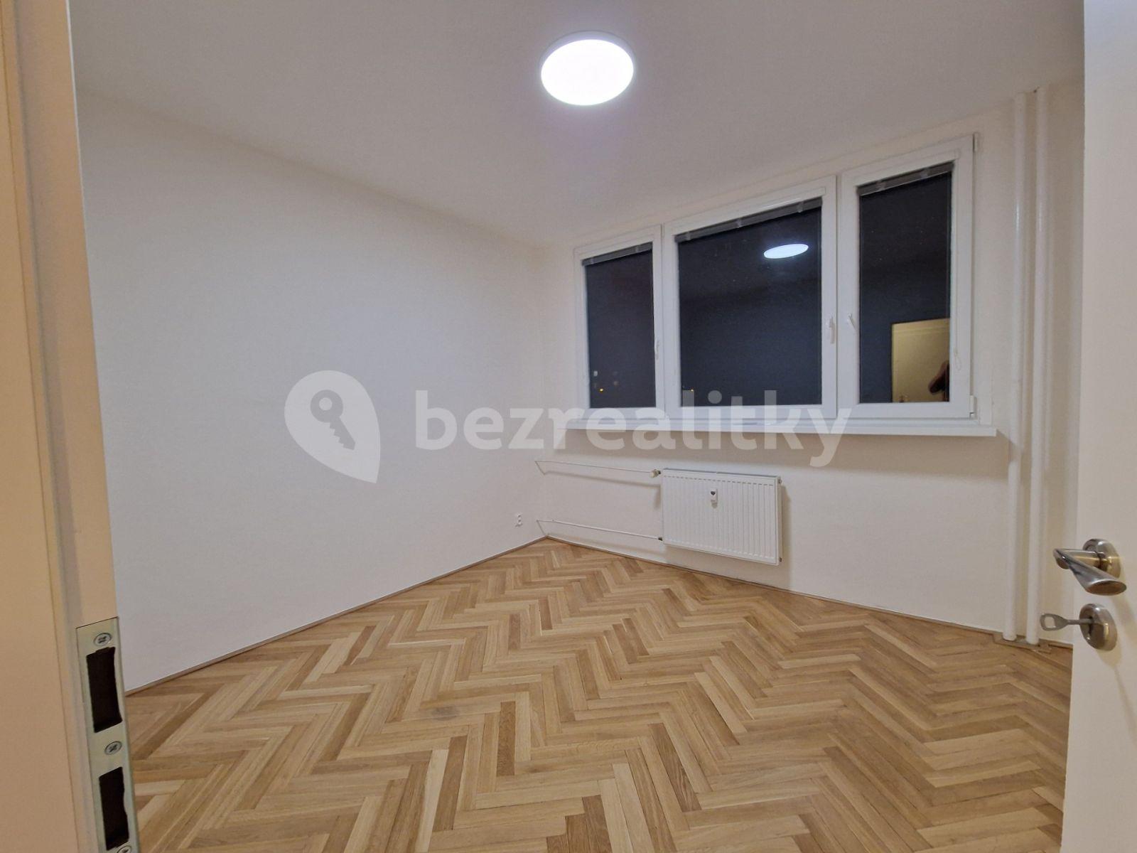 3 bedroom flat to rent, 72 m², Nejedlého, Brno, Jihomoravský Region