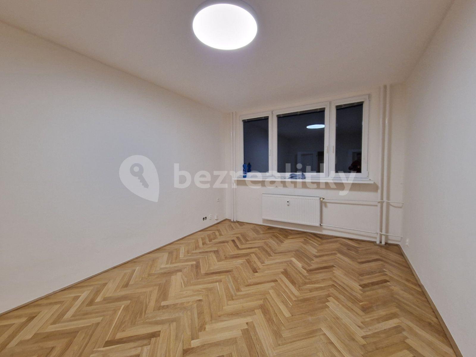 3 bedroom flat to rent, 72 m², Nejedlého, Brno, Jihomoravský Region