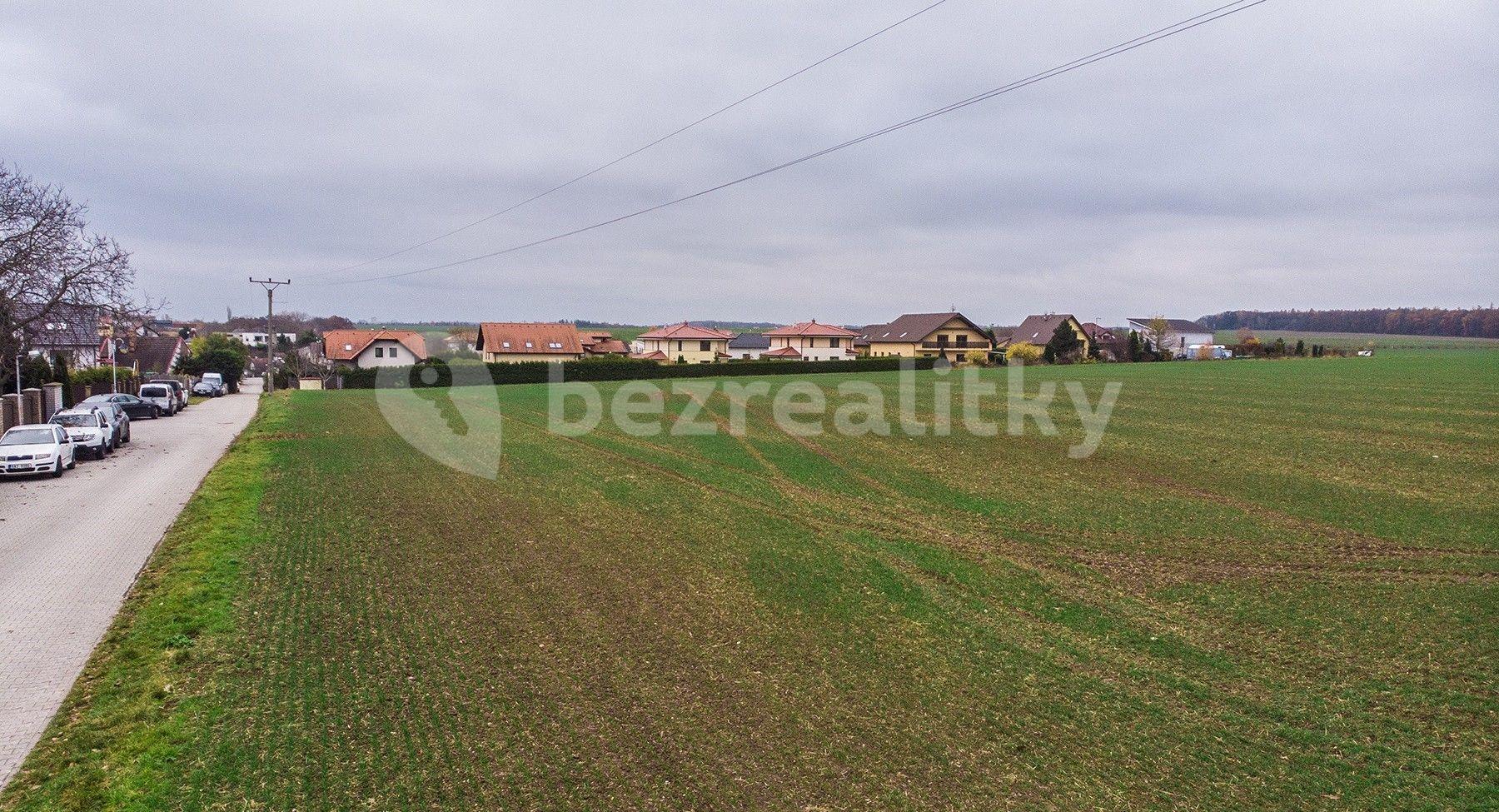 plot for sale, 21,479 m², Západní, Horoměřice, Středočeský Region