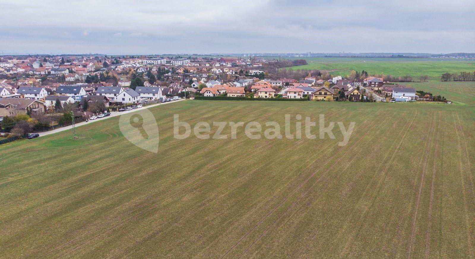 plot for sale, 21,479 m², Západní, Horoměřice, Středočeský Region