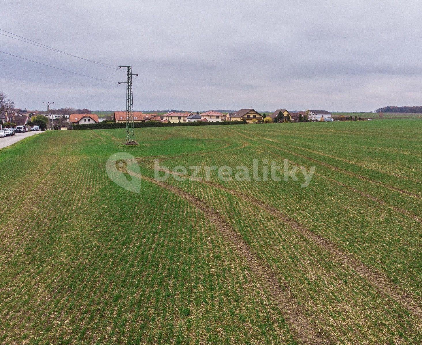 plot for sale, 21,479 m², Západní, Horoměřice, Středočeský Region