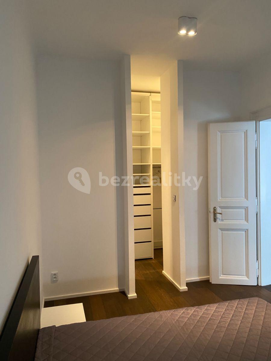 2 bedroom with open-plan kitchen flat to rent, 70 m², Korunní, Prague, Prague