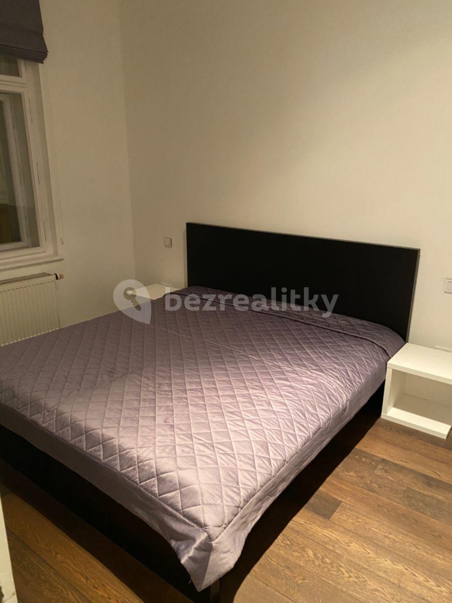 2 bedroom with open-plan kitchen flat to rent, 70 m², Korunní, Prague, Prague