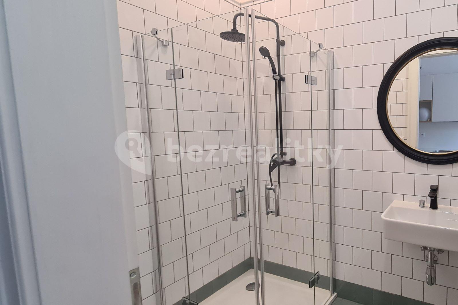 Studio flat to rent, 25 m², Mírové nám., Písek, Jihočeský Region