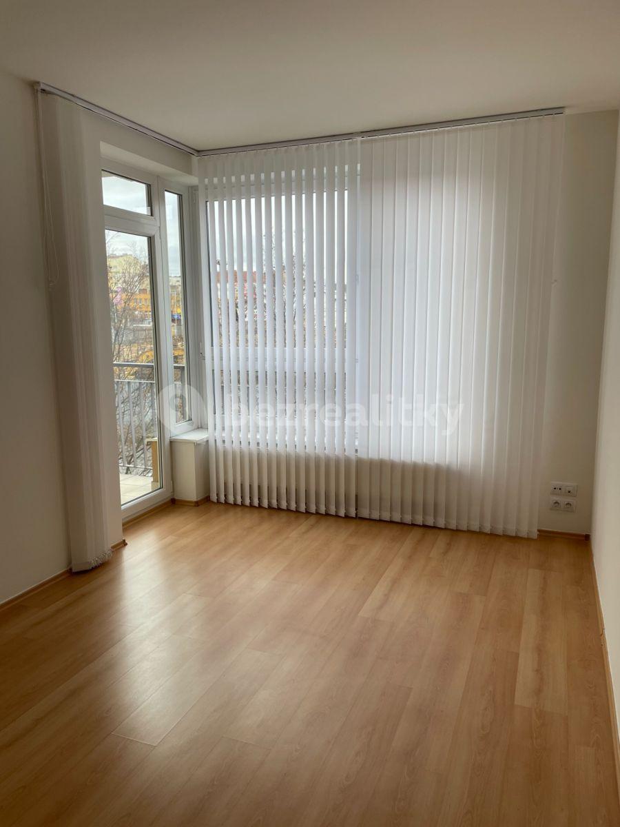 2 bedroom with open-plan kitchen flat to rent, 80 m², Kabešova, Prague, Prague